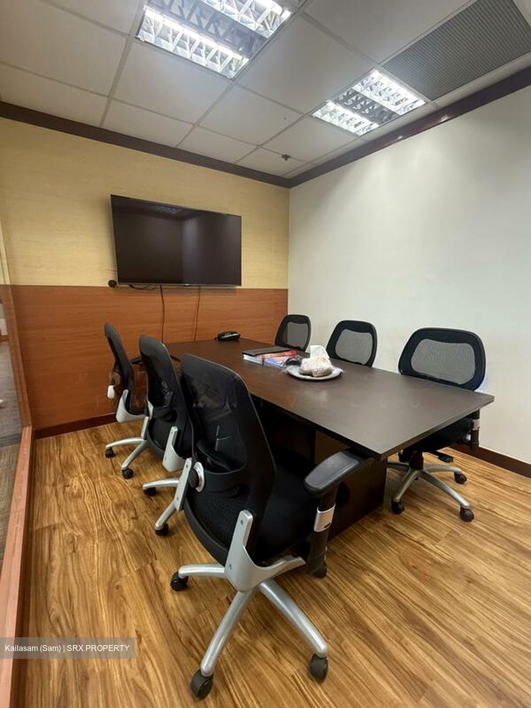 International Plaza (D2), Office #567472821